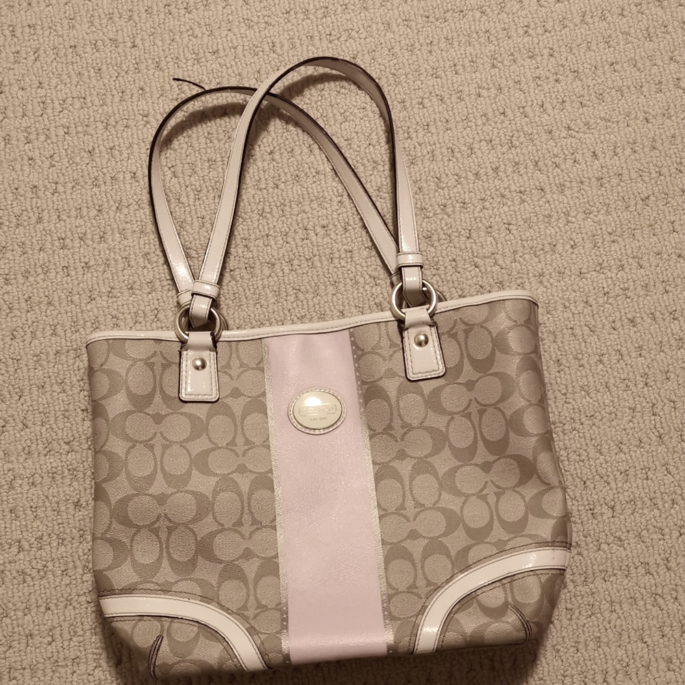 Coach Tote authentic